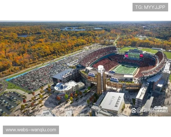 广州足球公园主体结构封顶，可按国际足联标准满足世界杯半决赛要求